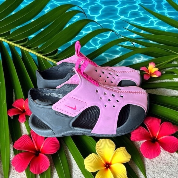 Nike Sunray Protect  Pink and Black Sporty Sandals with Adjustable Straps - Picture 5 of 8